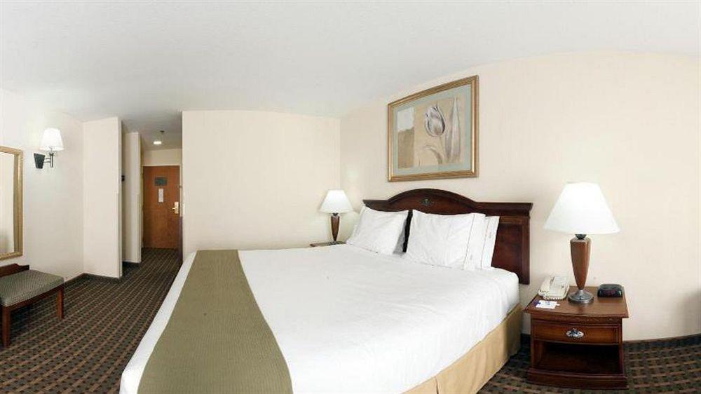 La Quinta Inn & Suites By Wyndham Μερίντιαν Εξωτερικό φωτογραφία