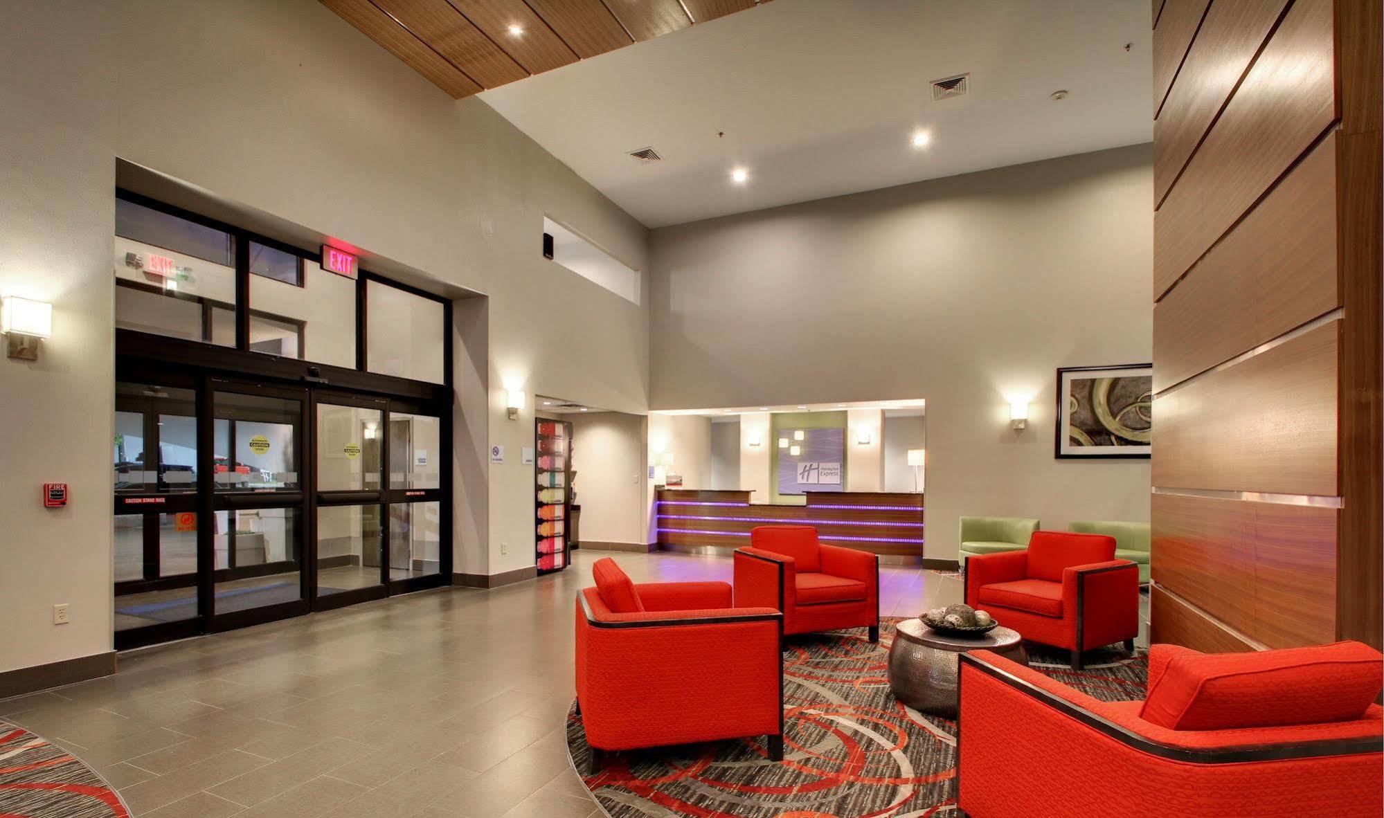 La Quinta Inn & Suites By Wyndham Μερίντιαν Εξωτερικό φωτογραφία